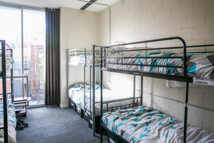 Bed in 6-Bed Mixed Dormitory Room