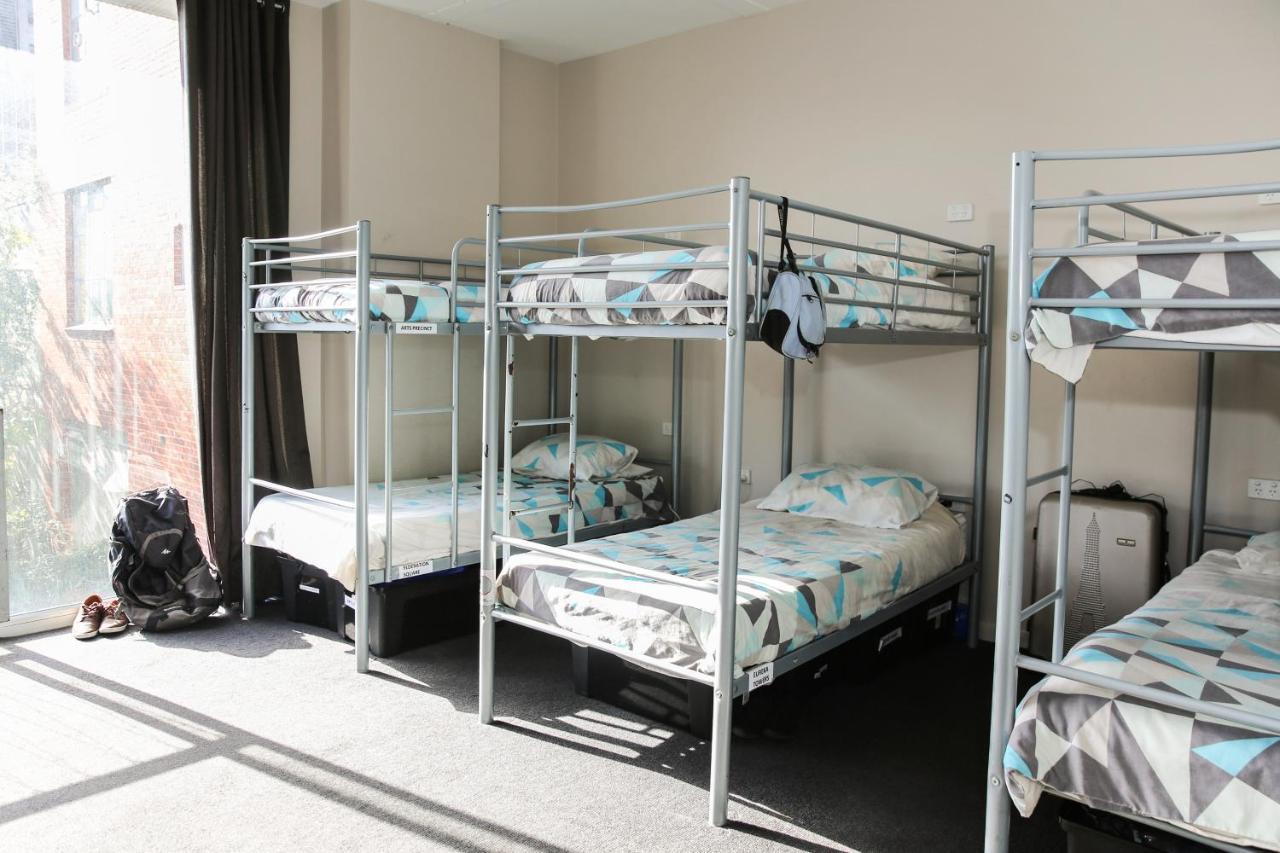 Bed in 8-Bed Mixed Dormitory Room